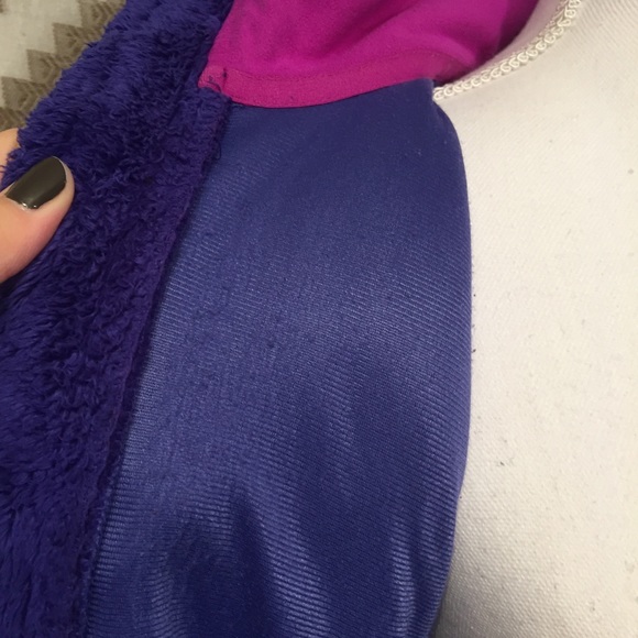 North Face Purple Osito 2 Jacket! - Picture 7 of 8